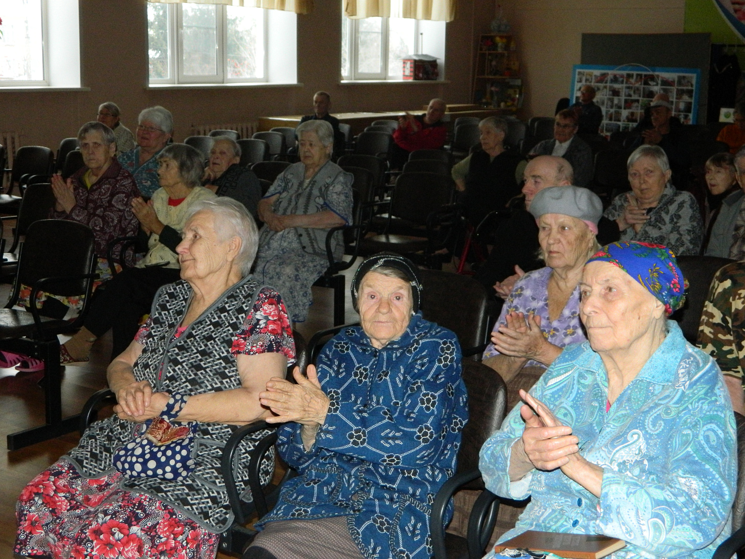 Праздничный концерт ко Дню матери